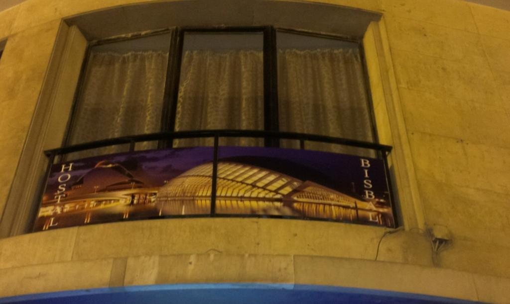 Hostal Bisbal Only Adults No Ac Valencia Bagian luar foto